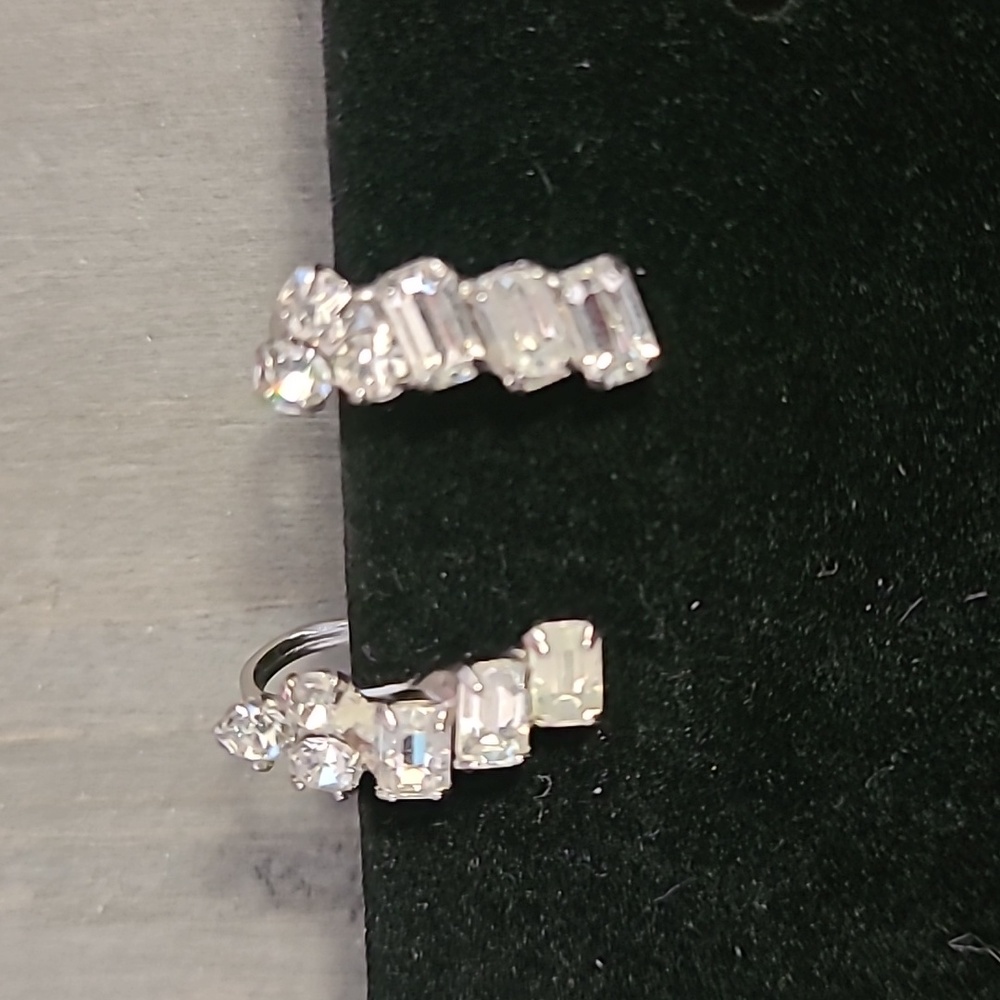 Vintage Rhinestone Screwback Earrings